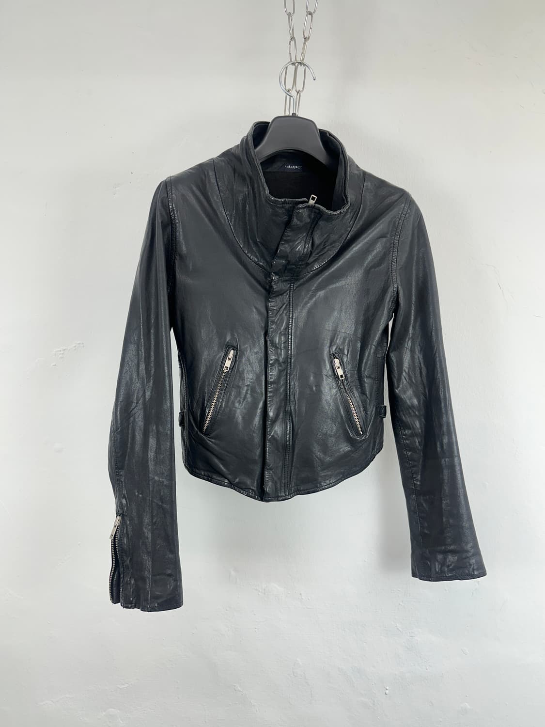 High-Neck Cropped Goatskin Jacket 상품이미지6