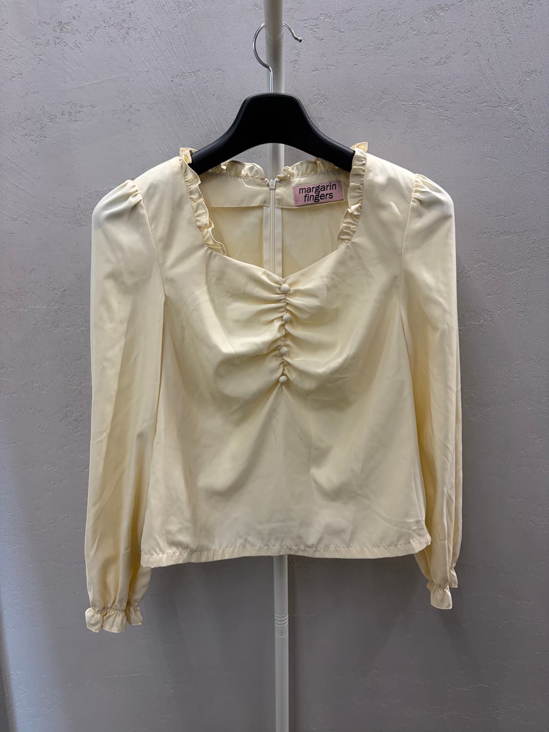 margarin fingers 아이보리 프릴 블라우스 상품이미지2