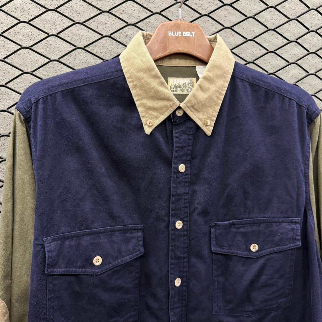 USA VINTAGE 컬러블럭 워크셔츠 배색 투포켓 엘보패치 디테일 상품이미지4