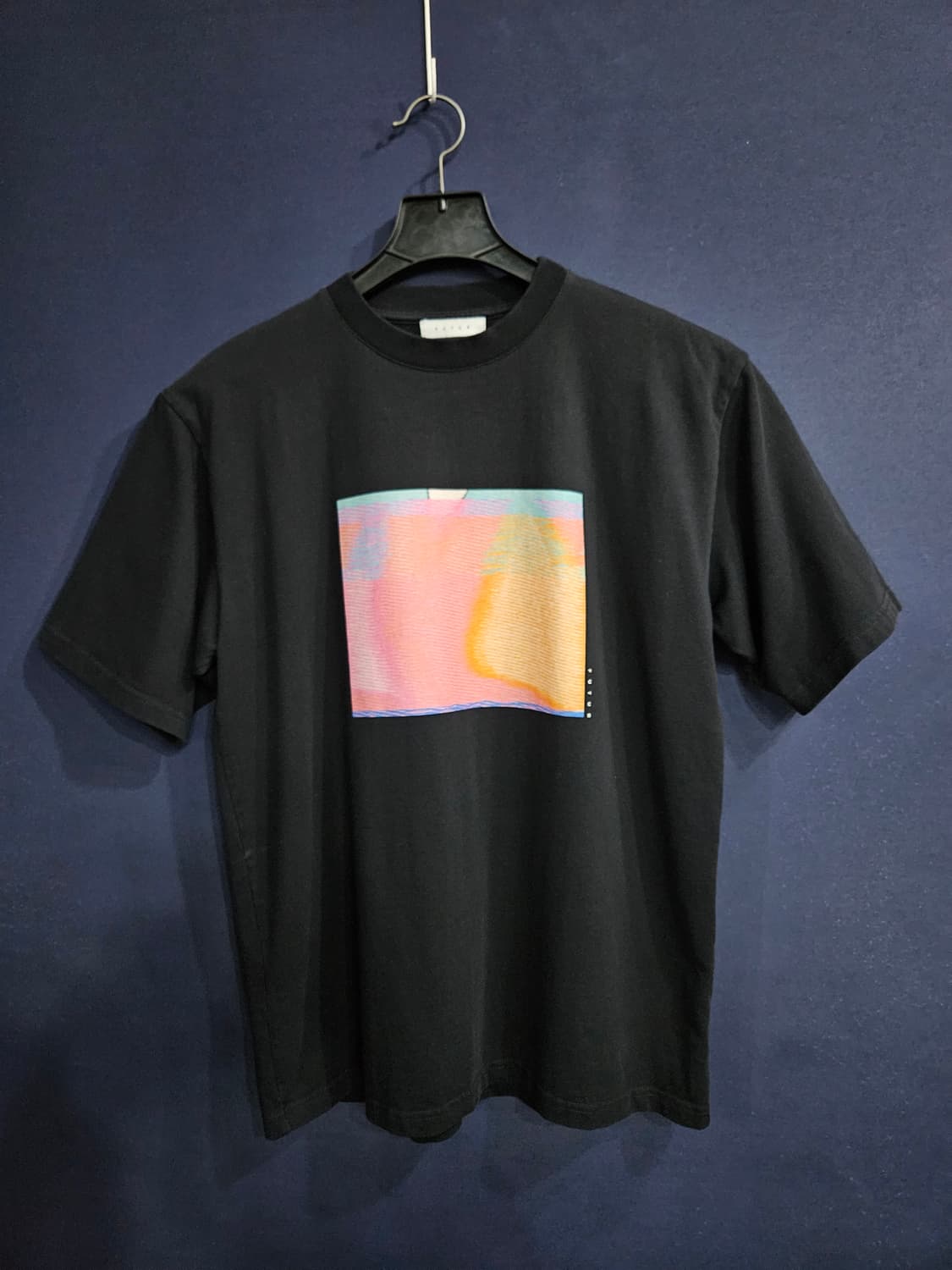 FUTUR 퓨쳐 프린팅 블랙 남성 세미오버핏 95 반팔티 상품이미지1