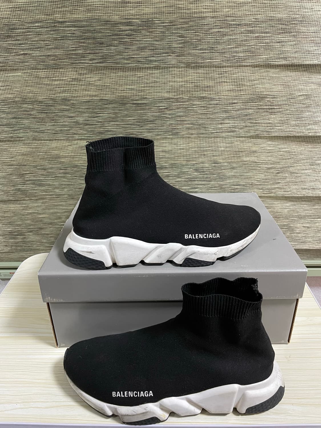 발렌시아가 스피드러너 블랙 42 상품이미지1