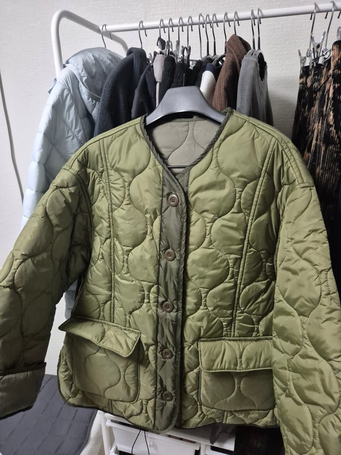 누빔 퀄팅 카키 패딩(깔깔이 패딩) 상품이미지2