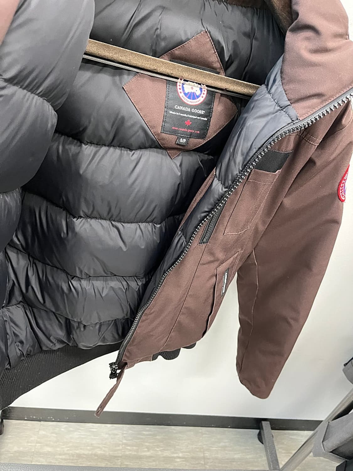 95-100) 캐나다구스 브라운 봄버다운  상품이미지7