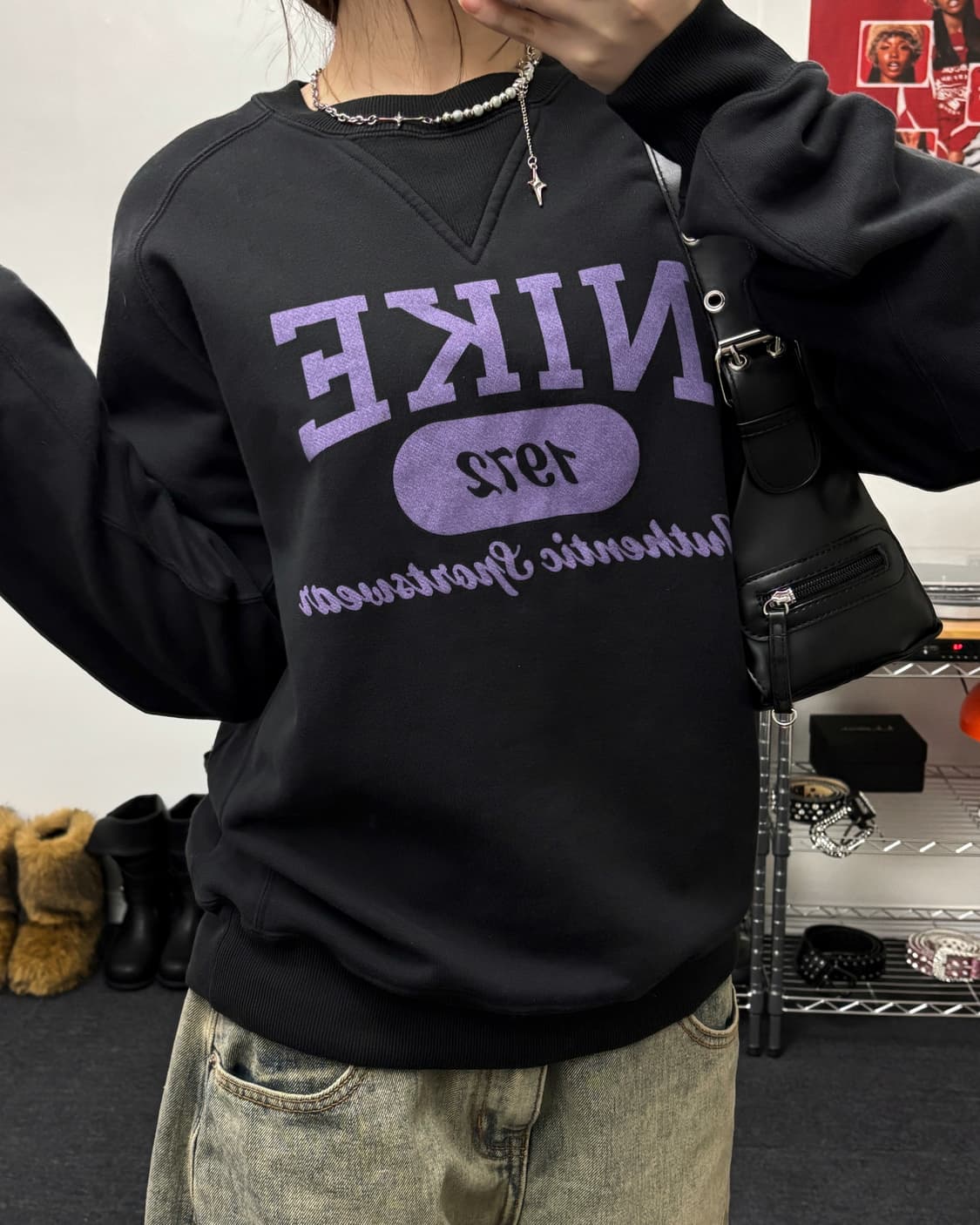 나이키 00s 스펠로고 맨투맨 상품이미지1