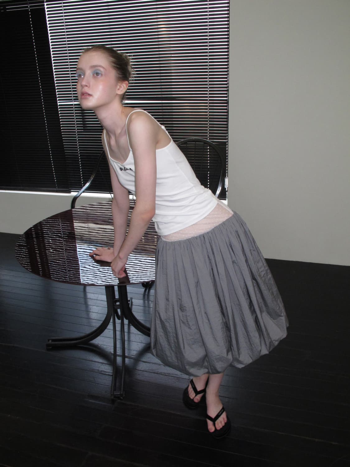 GULEM KIM 플라워 버드 롱스커트 log skirt (grey) 상품이미지2