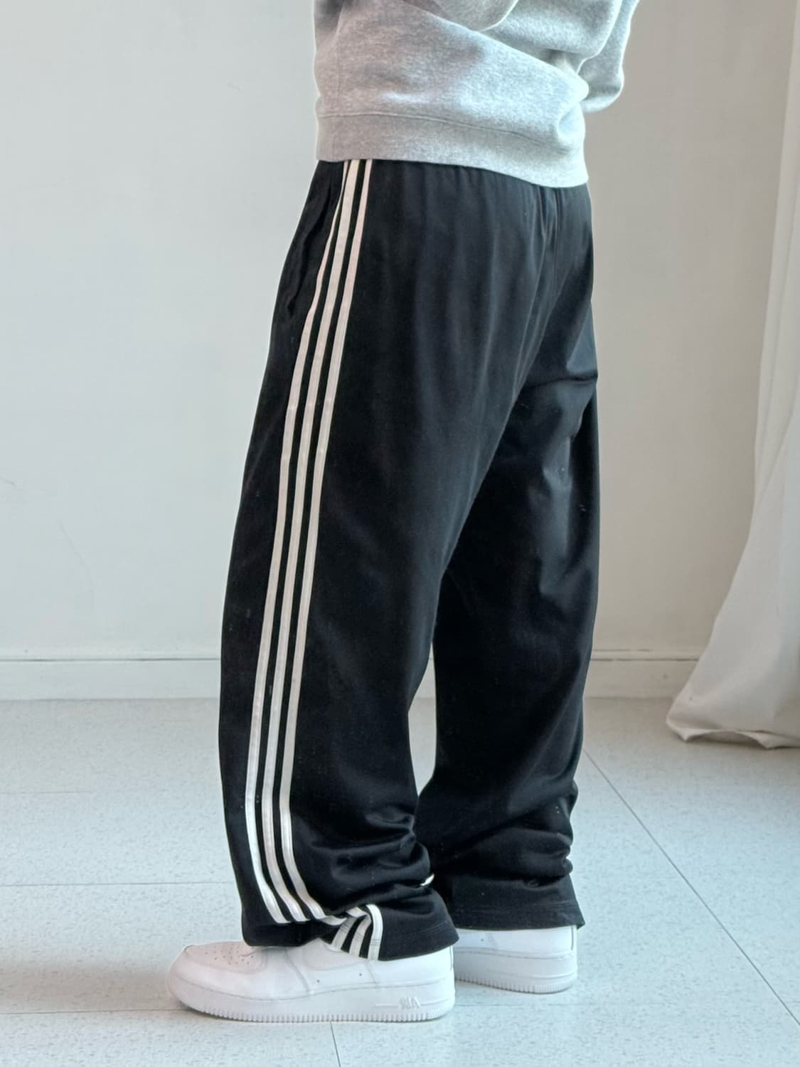 아디다스 블랙 져지 트랙팬츠 상품이미지3