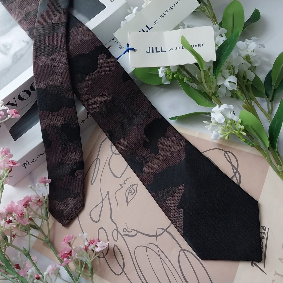 질 스튜어트 실크 브라운 패턴 넥타이 7.3cm 새제품 K1804
 상품이미지4