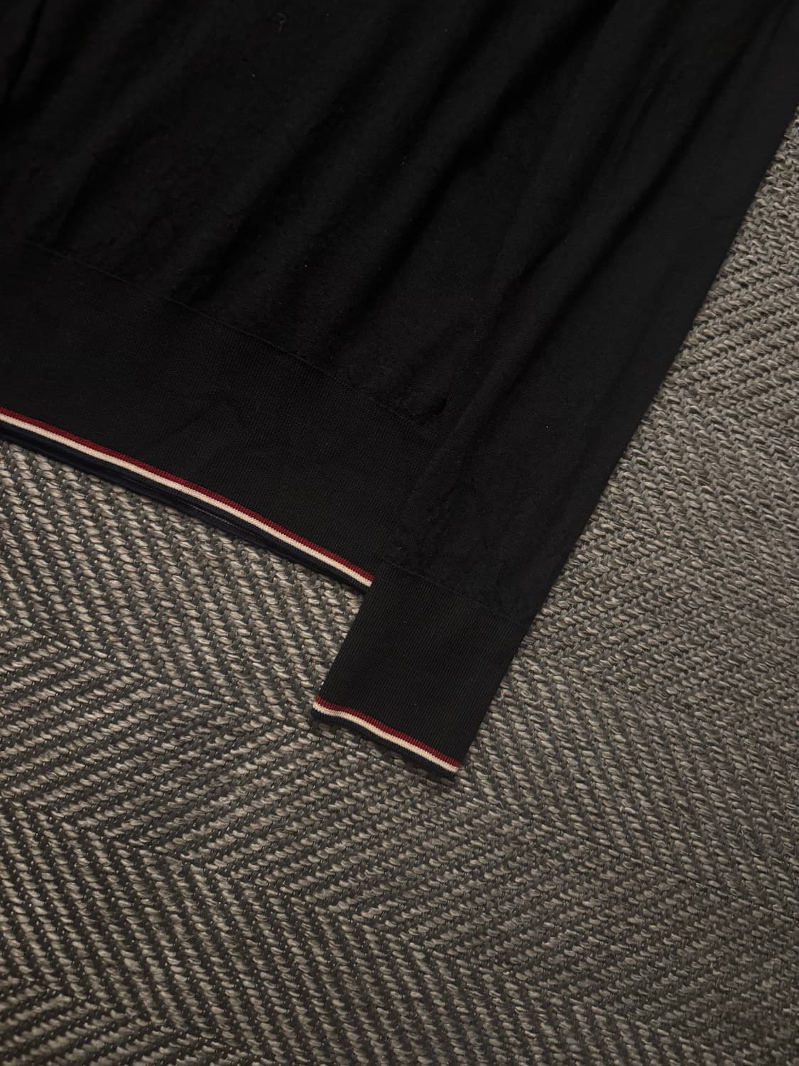 몽클레어 삼선 로고 니트 M 상품이미지3