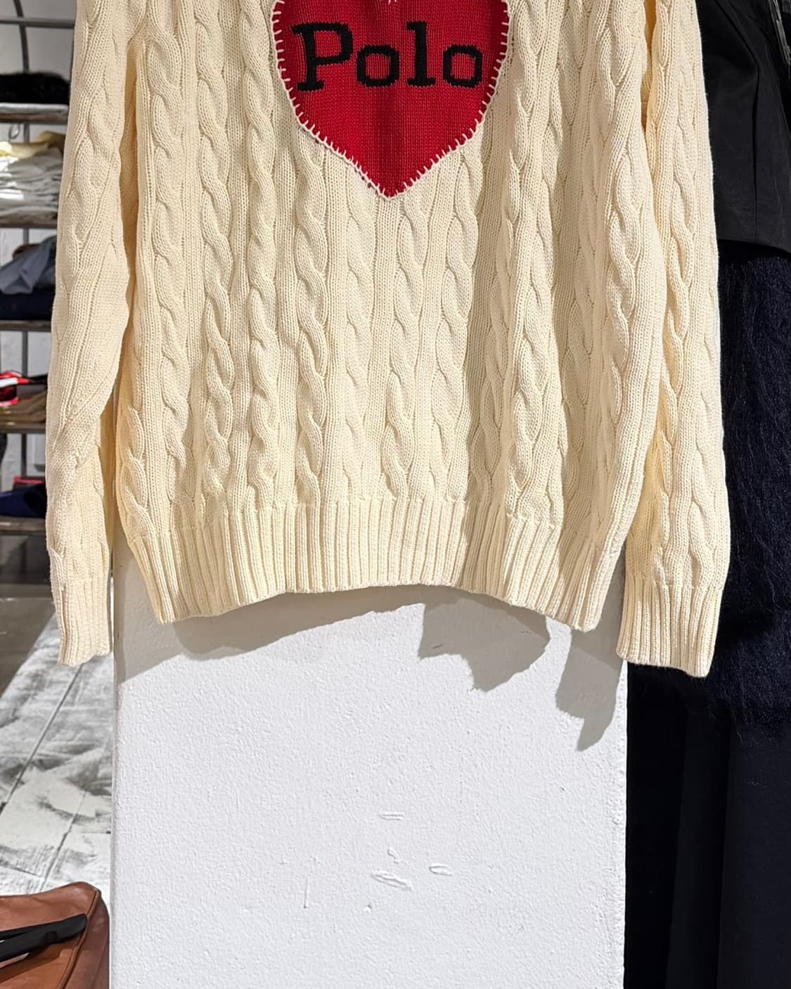 폴로 랄프로렌 아이보리 하트 케이블 니트 스웨터 상품이미지3