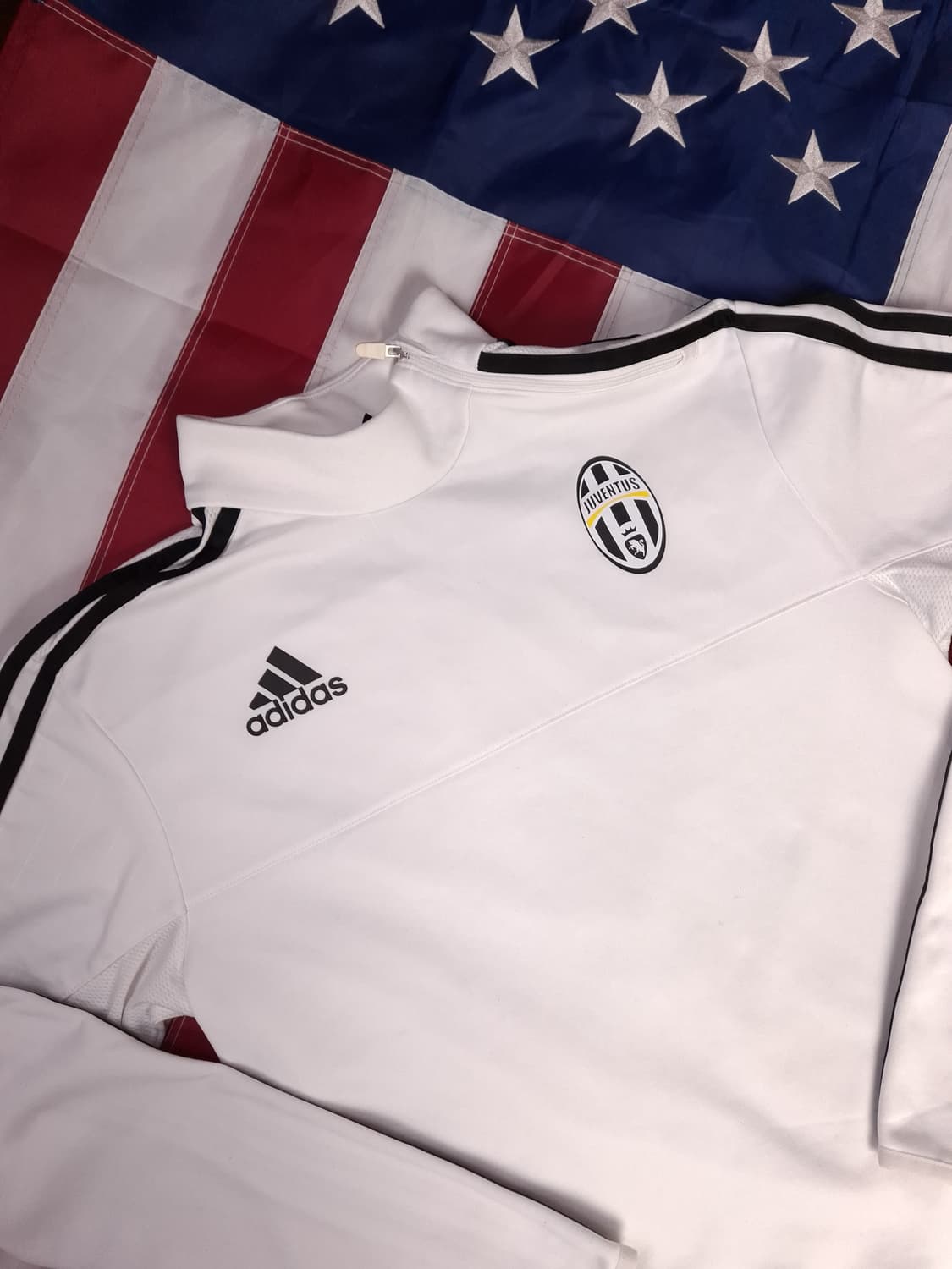 오리지날 아디다스 유벤투스 화이트 트렉탑져지 상품이미지3