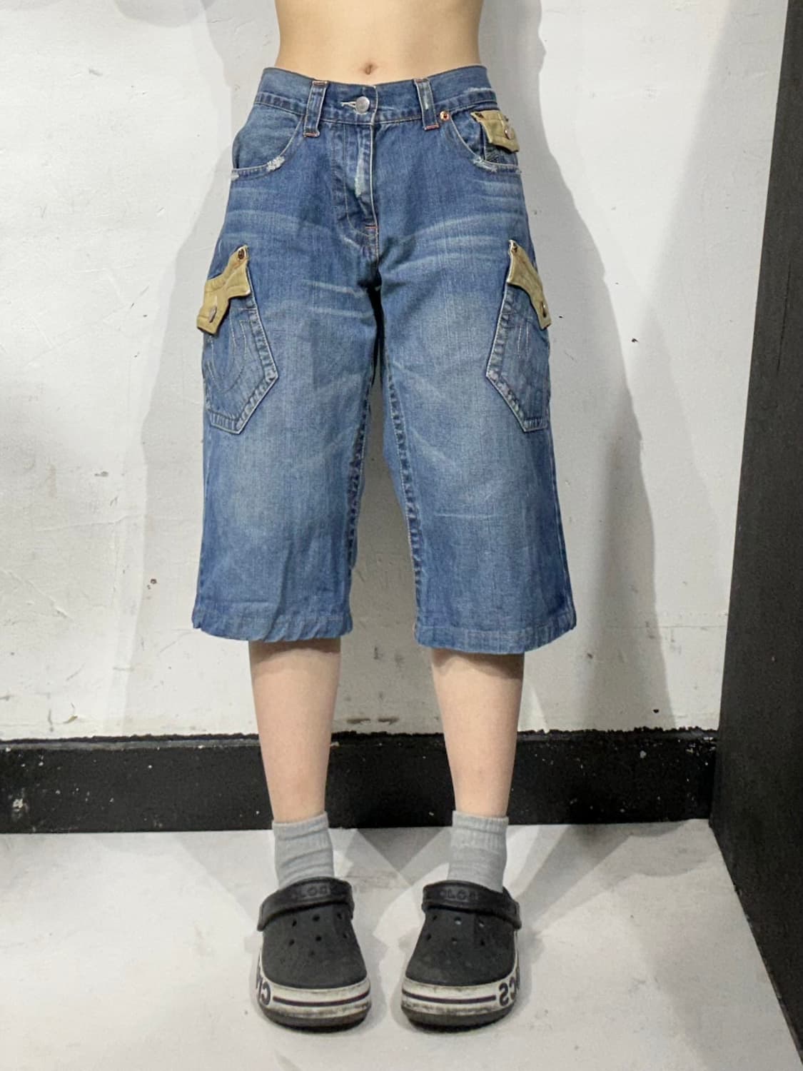 트루 릴리전 중청 대대장 포켓 포인트 버뮤다 데님 카고 반바지 34 상품이미지2