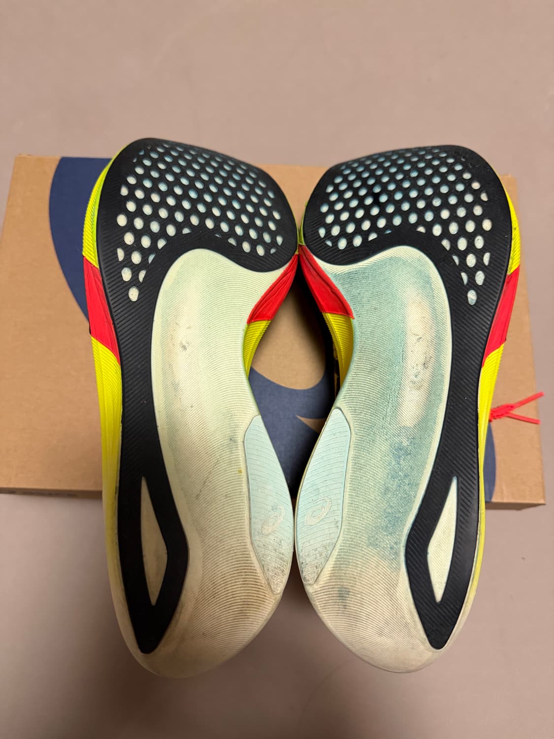 아식스 메타스피드 파리 엣지 260 상품이미지4