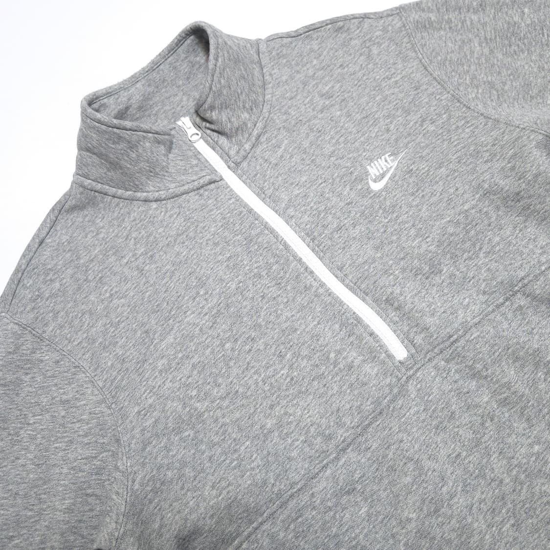 나이키 브러쉬드 백 기모 하프 집업 맨투맨 그레이 상품이미지4