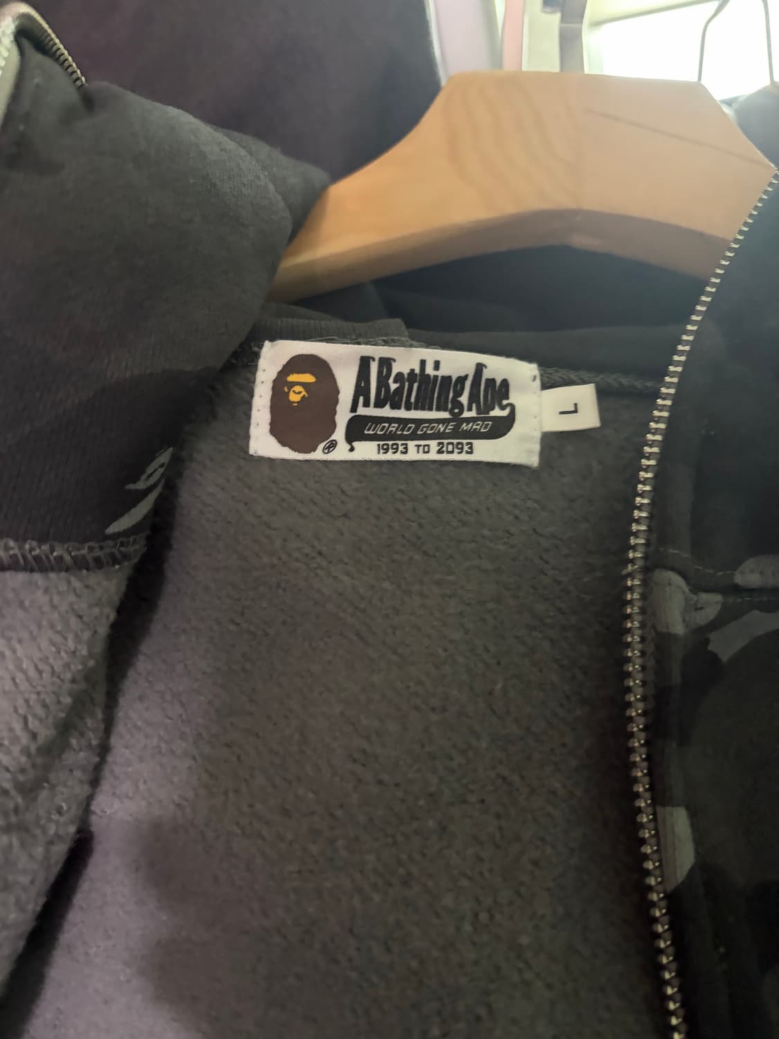 베이프 흑계 L 샤크후드집업 판매 상품이미지2