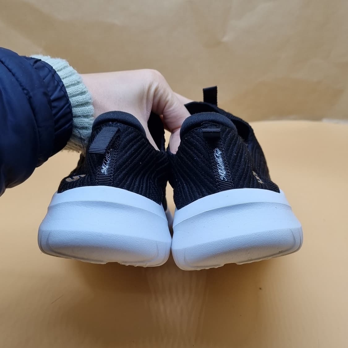 스케쳐스 울트라 플렉스 블랙 슬립온245. 상품이미지4