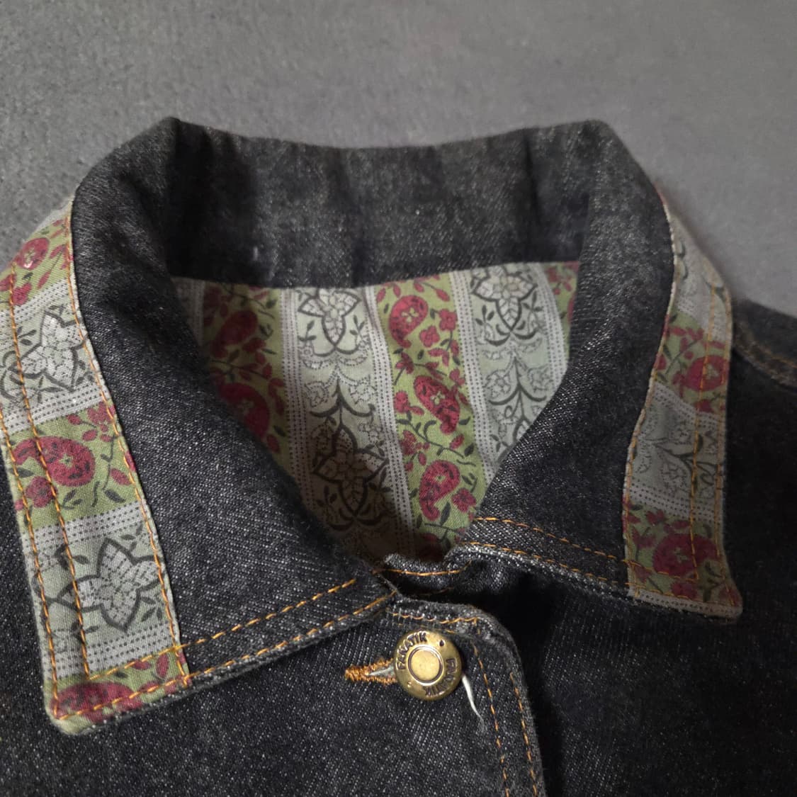 FANATIK 오버사이즈 크롭 데님 트러커 자켓 상품이미지2