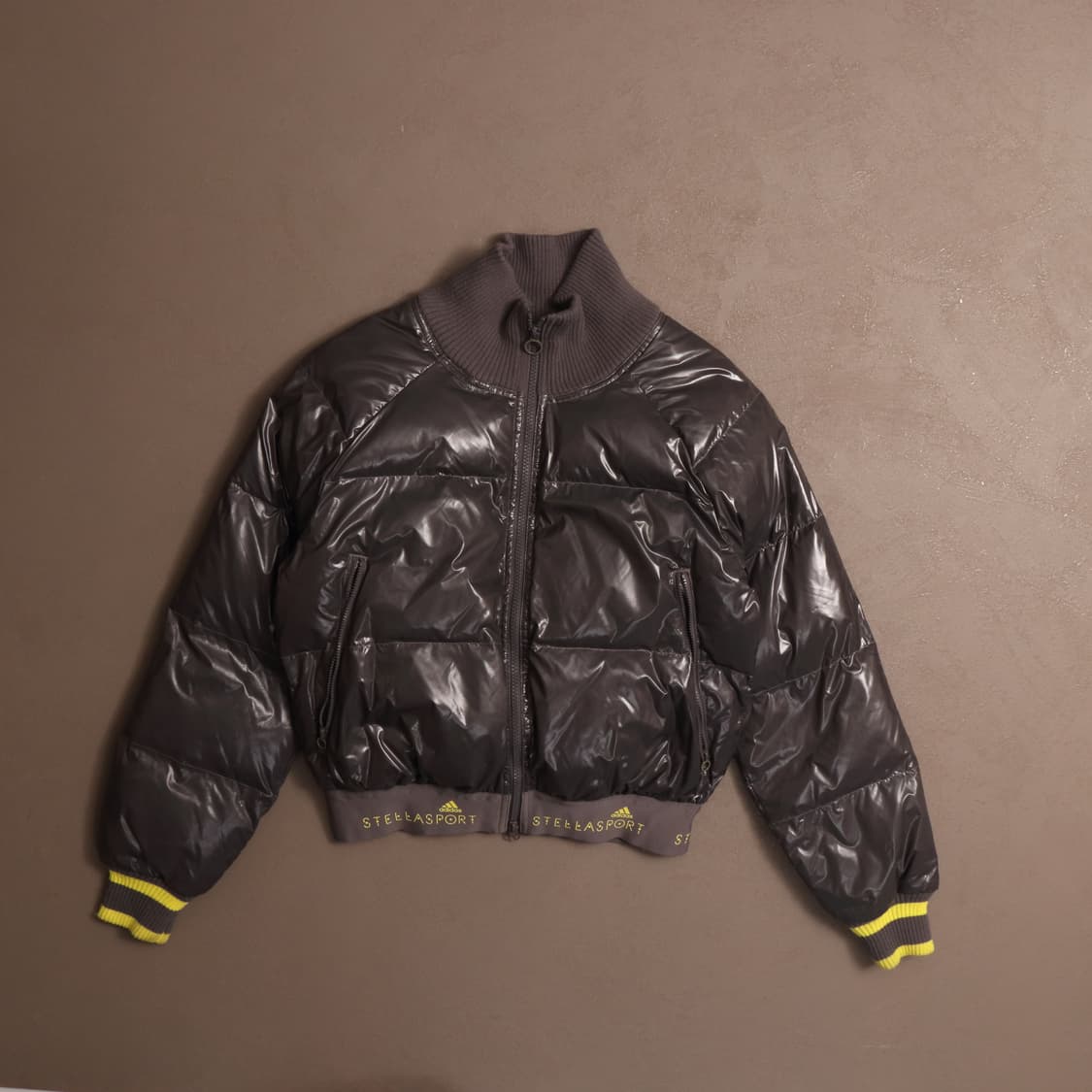 아디다스 스텔라맥카트니 크롭 에나멜 푸퍼패딩 A1728 상품이미지1