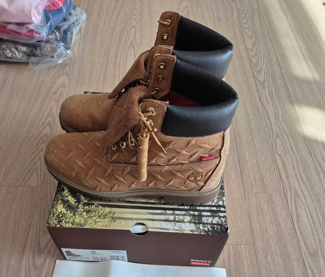 [290]팀버랜드 X 슈프림 다이아몬드 플레이트 부츠 상품이미지1