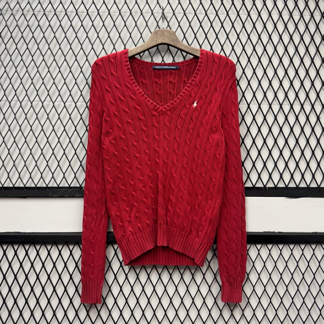 폴로 랄프로렌 케이블 니트 화이트 포니 포인트 레드 상품이미지1