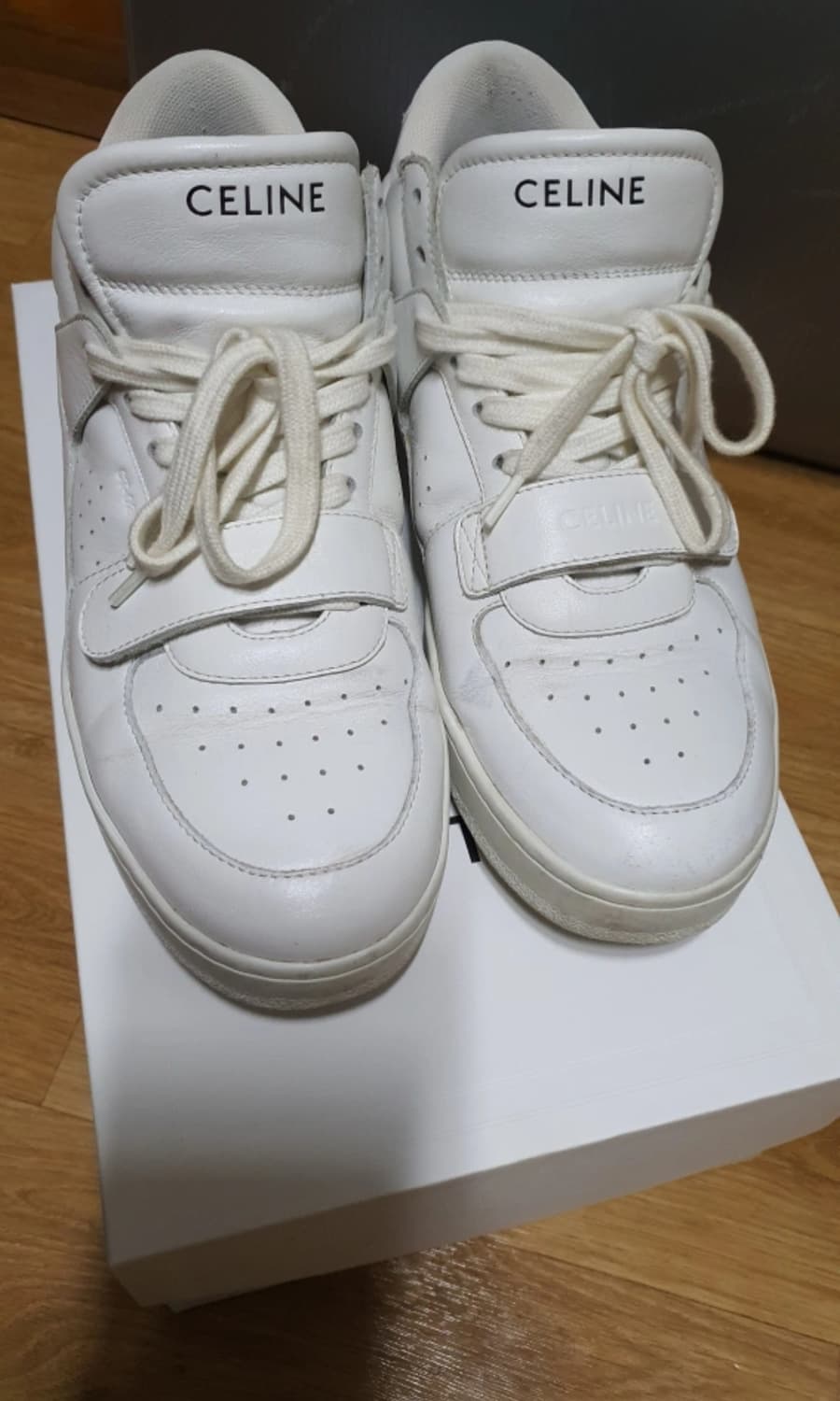 정품 셀린느 스니커즈 39 상품이미지1