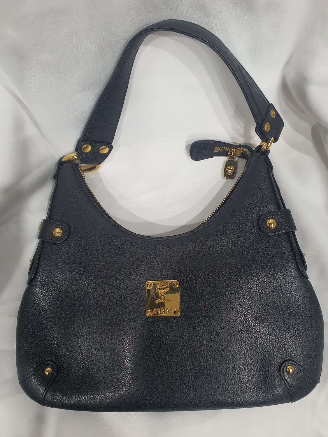 MCM 블랙 가죽 숄더백(정품) 상품이미지1
