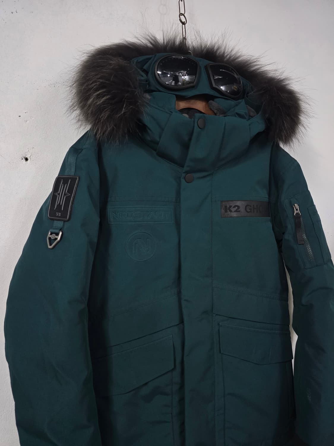 K2 고스트 구스다운 고어텍스  천연모피 패딩 상품이미지4
