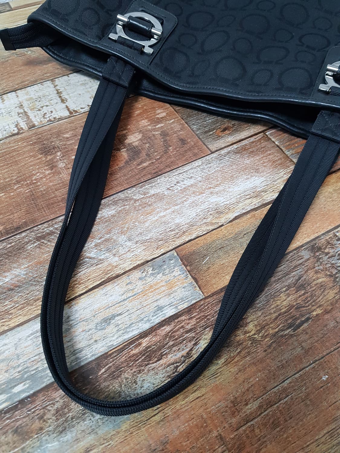 [정품] 페라가모 멀티 간치니 숄더백 블랙 상품이미지7