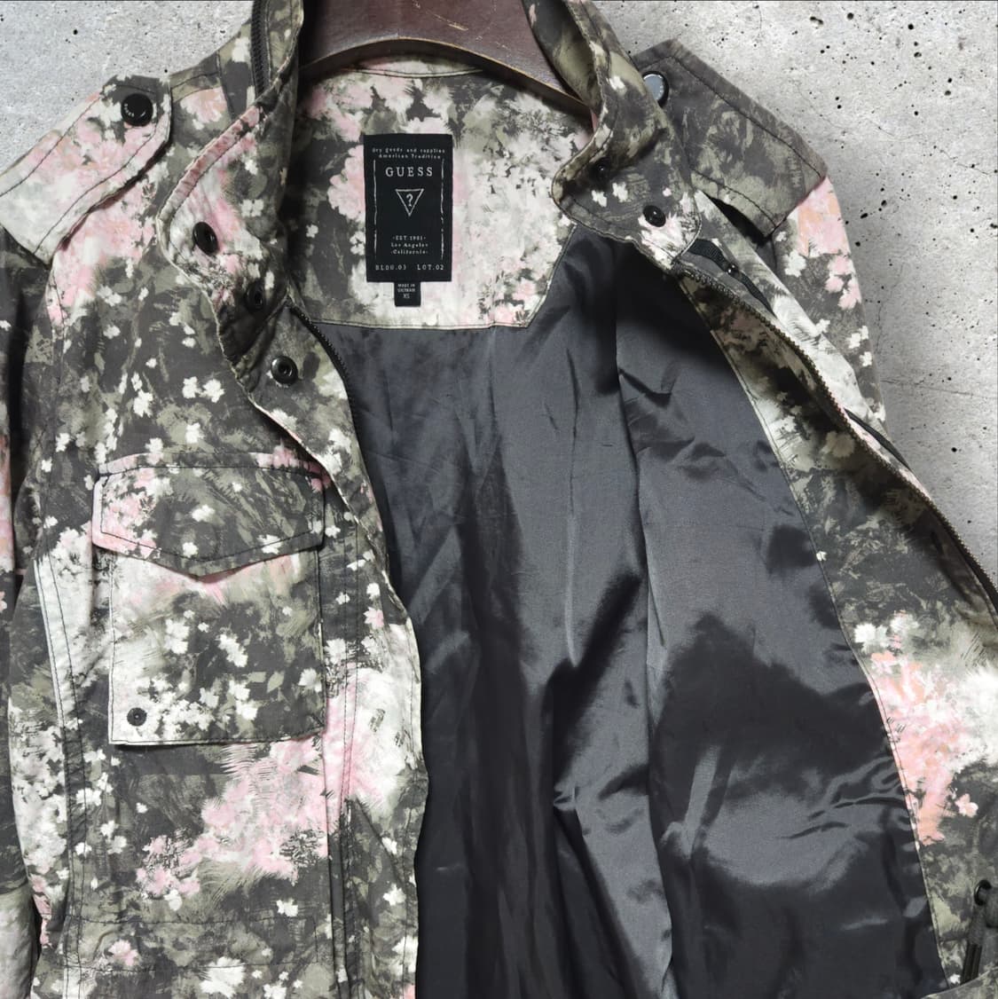 게스 체리블라썸 플라워 야상 자켓 (85/XS) 상품이미지7