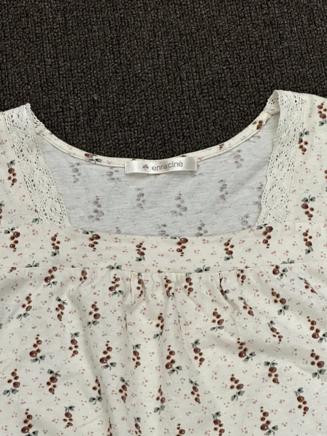 M)enracine vintage 여성 플라워 패턴 셔링 나시 상품이미지3