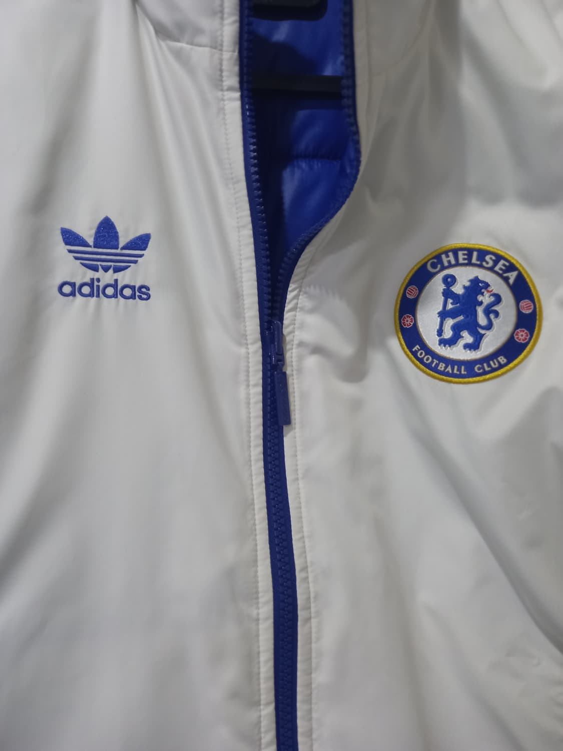아디다스 첼시FC 리버시블 화이트 블루 양면패딩 90/S 상품이미지3