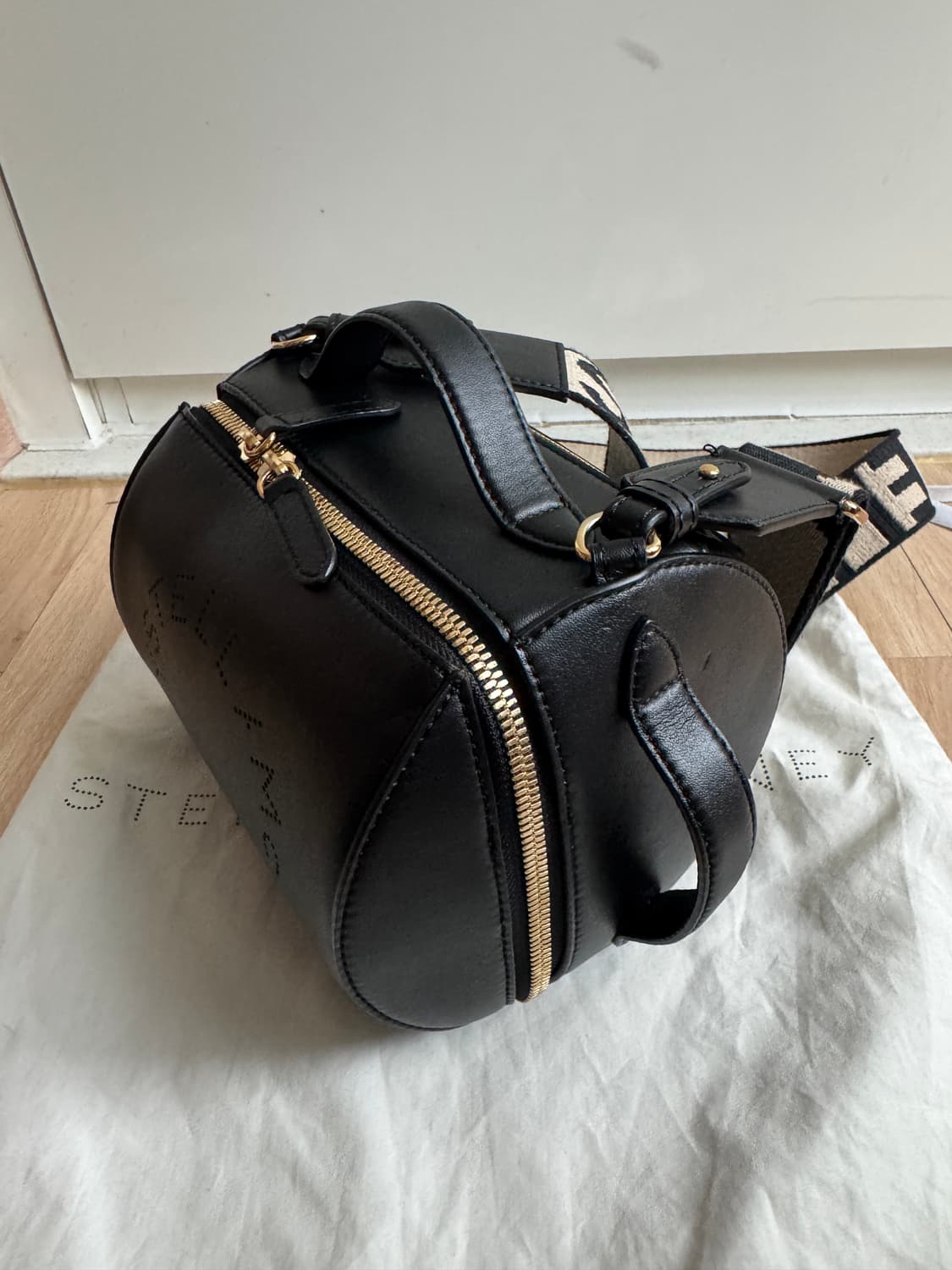 스텔라멕카트니 크로스백 상품이미지5