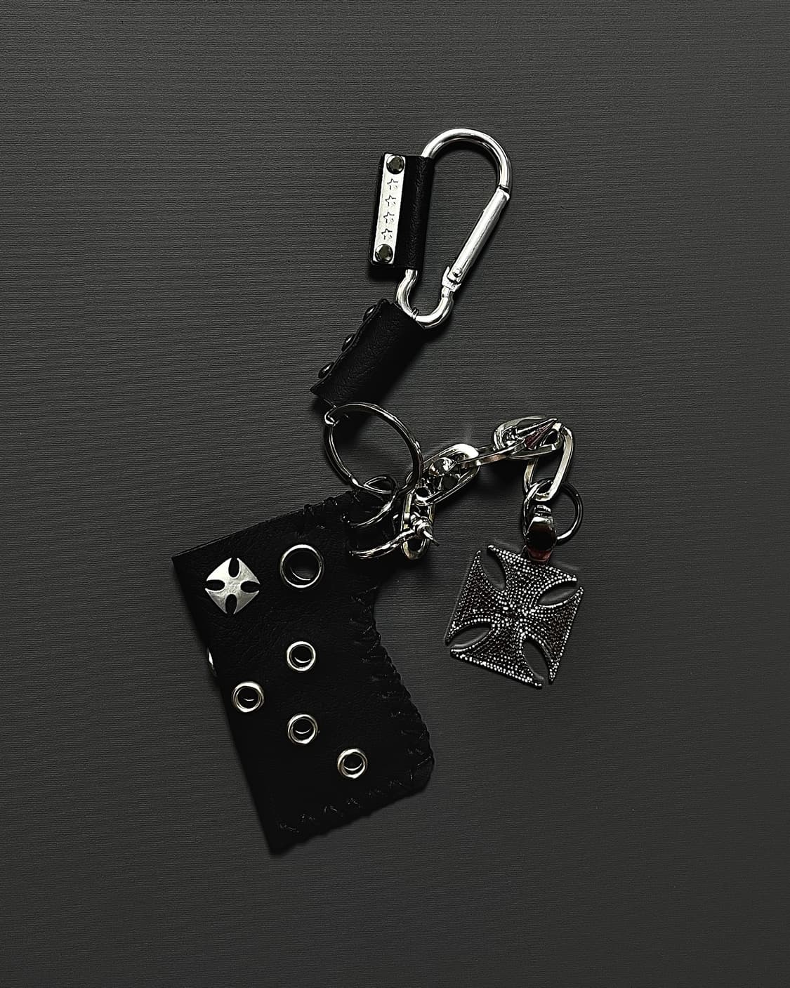 플러스 레더 카라비너 키링 상품이미지1