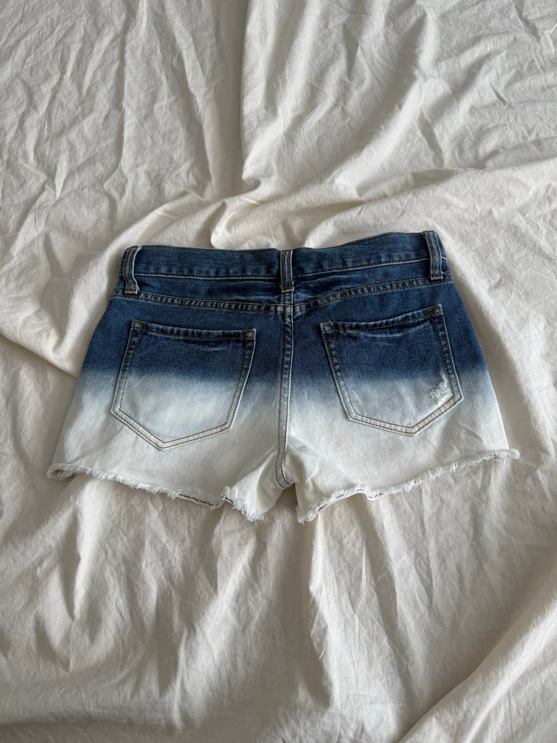 하이틴 00‘s 그라데이션 디스트로이드 숏팬츠 상품이미지4