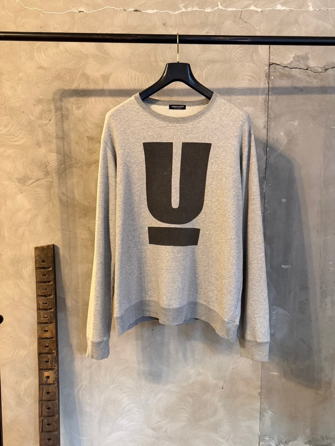 언더커버 그래픽 맨투맨 100 상품이미지1