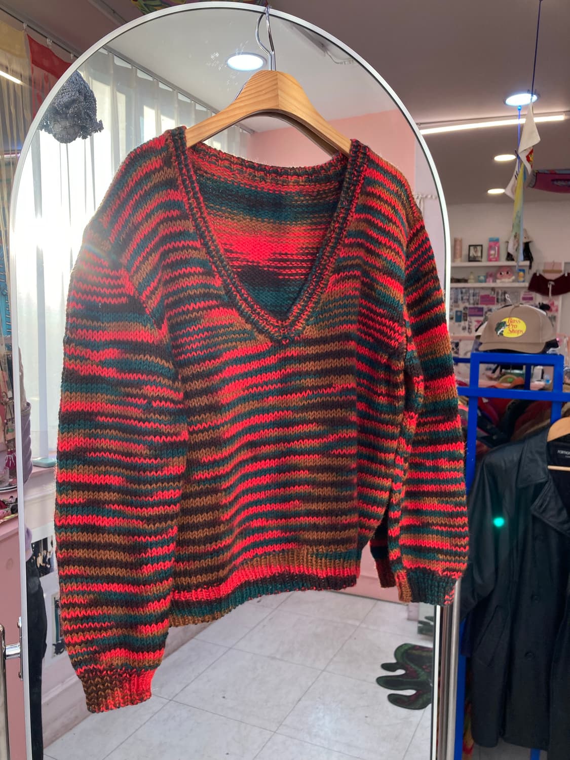 빈티지 울 브이넥 크롭 니트 상품이미지1