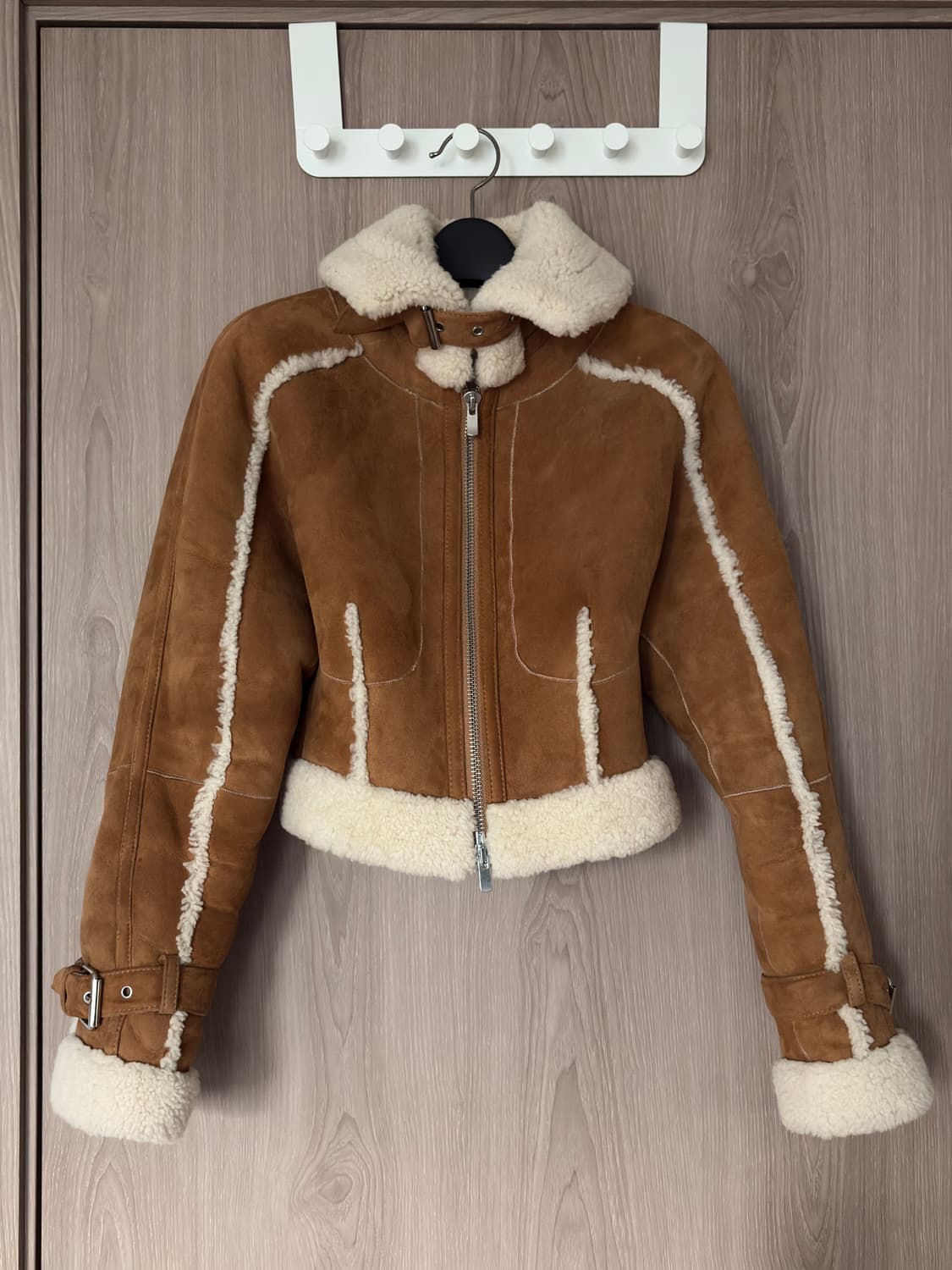 Knwls FW20 램스킨 시어링 무스탕 자켓 상품이미지1