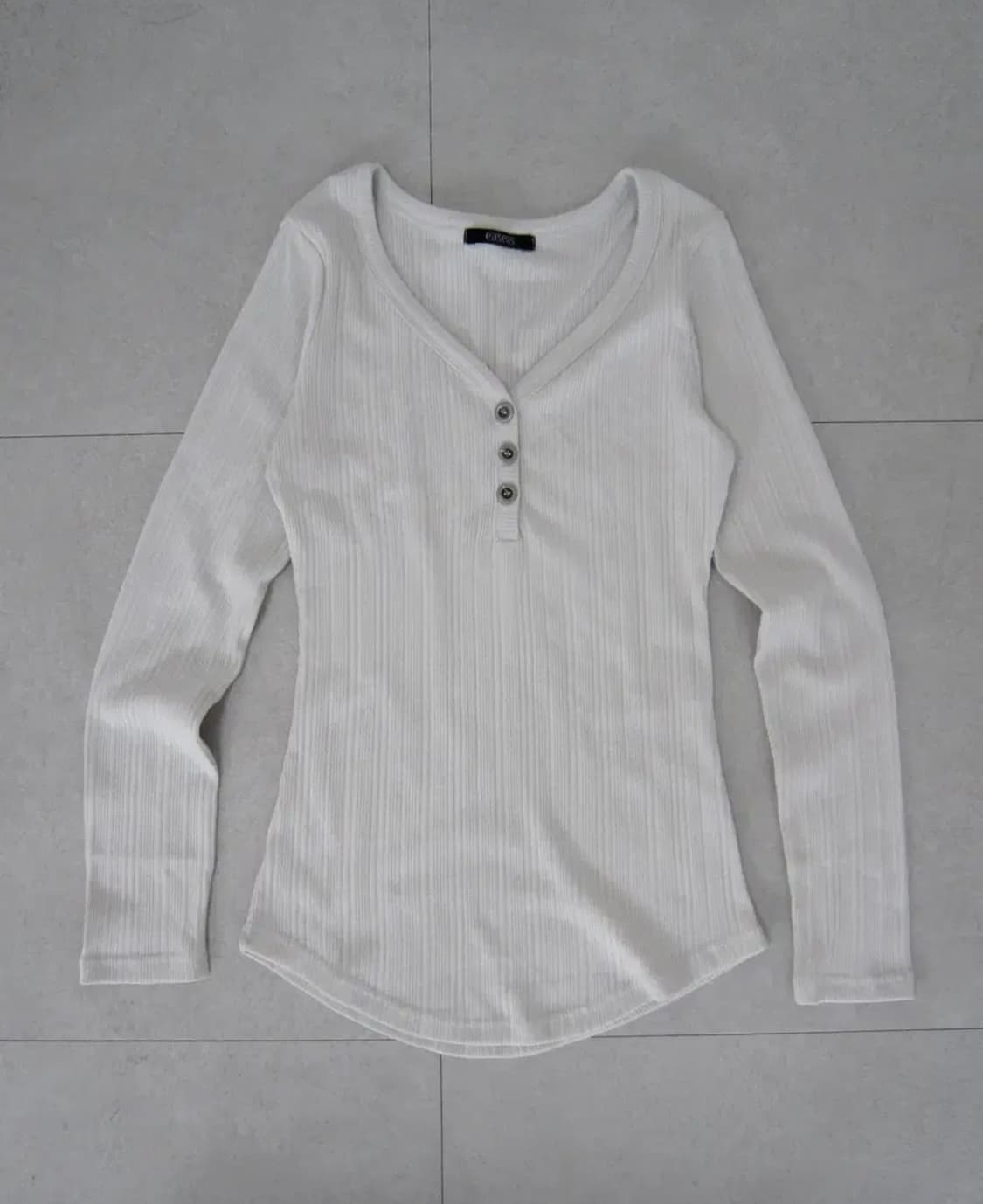 이즈이즈 new liner button round t 상품이미지4