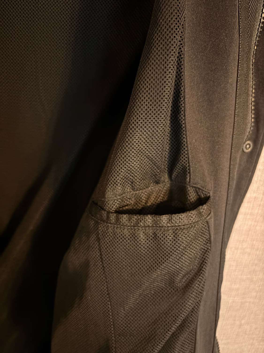 Y-3 블랙 삼선 벨벳 카라 집업 자켓  상품이미지6