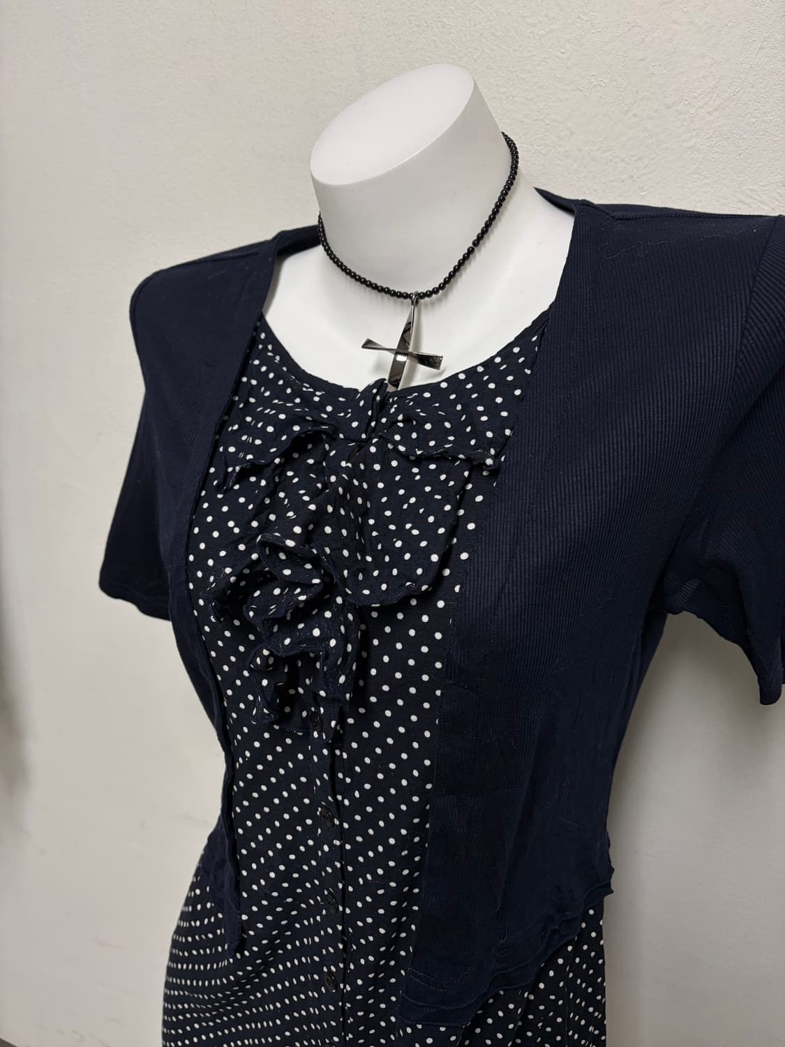 공겜여주&도쿄 코디세트 3pcs (땡땡이프릴, 00s 코트, 리본) 상품이미지8