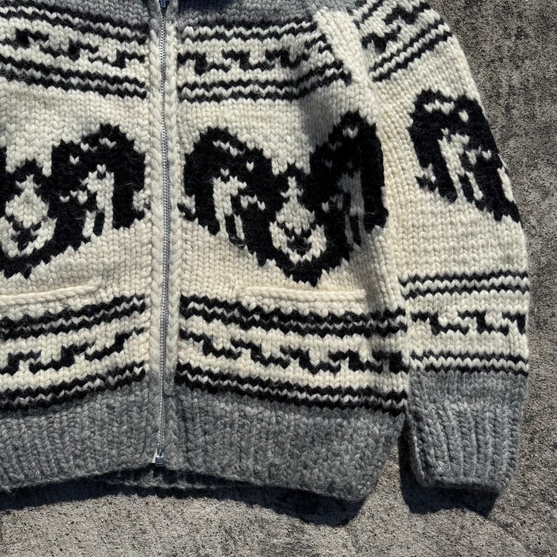 [M~L] Long House 산양 자수 코위찬 상품이미지4