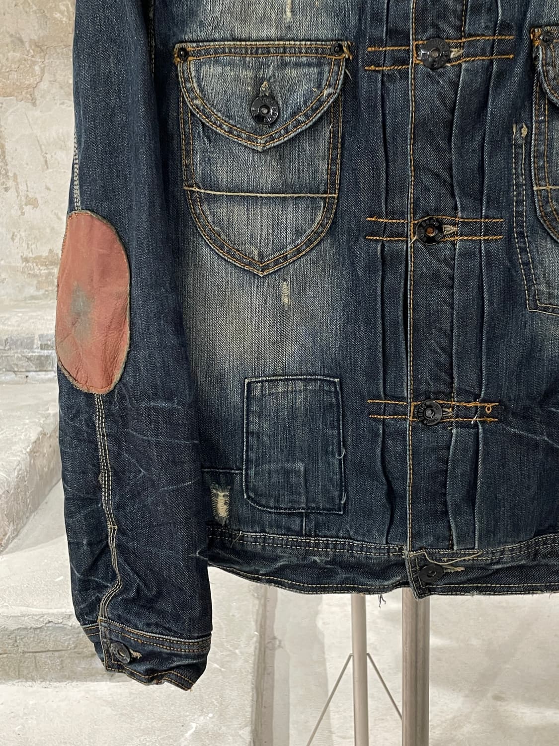 빈티지 그런지 엘보 패치 데님 자켓 상품이미지4