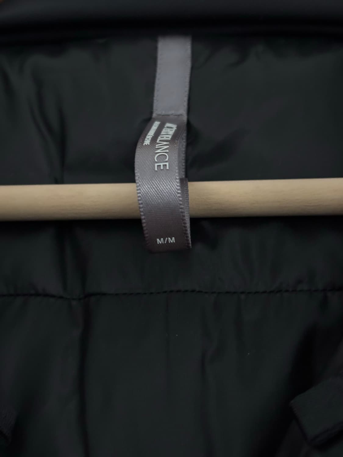 Arcteryx 아크테릭스 블랙 베일런스 다운 자켓 상품이미지4