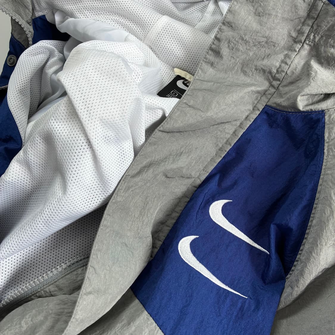 Nike 나이키 우븐 더블 스우시 실버네이비 윈드브레이커 상품이미지7