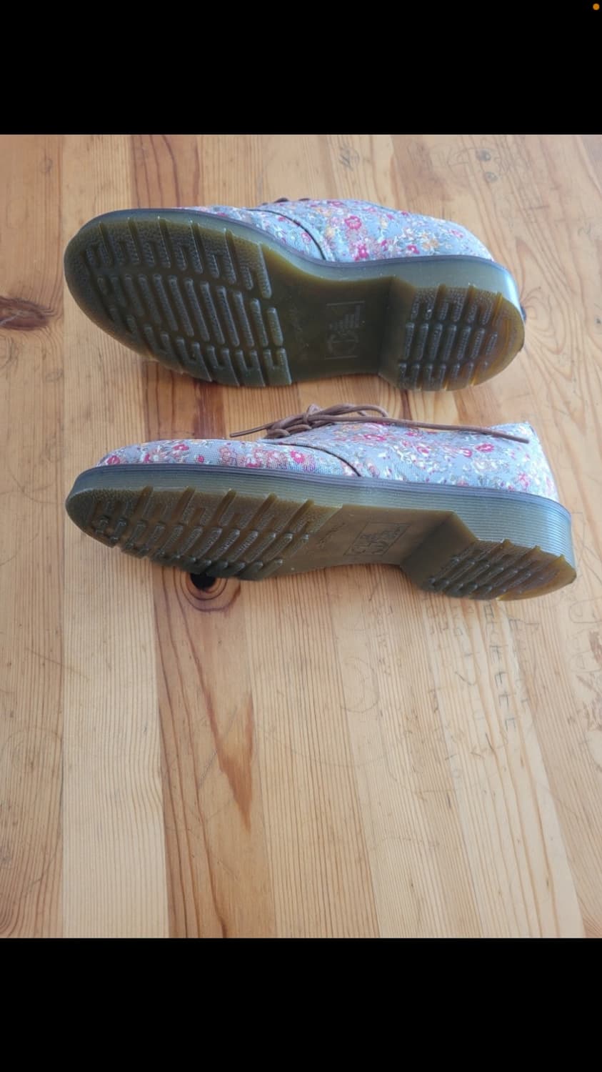 닥터마틴 1461 플라워 로퍼 240(uk5) 미사용 상품이미지3