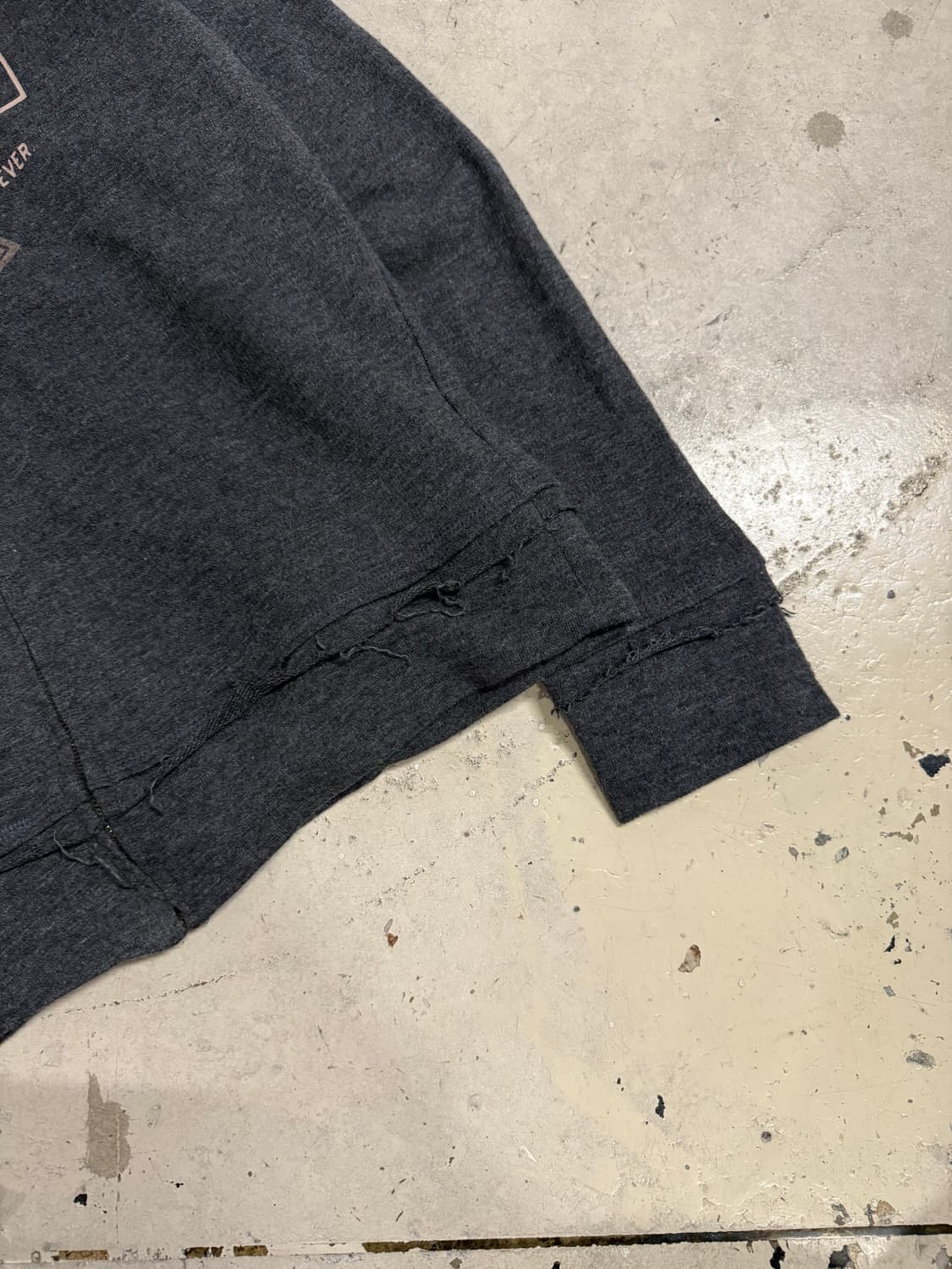 printing detail high-neck zip-up 상품이미지6