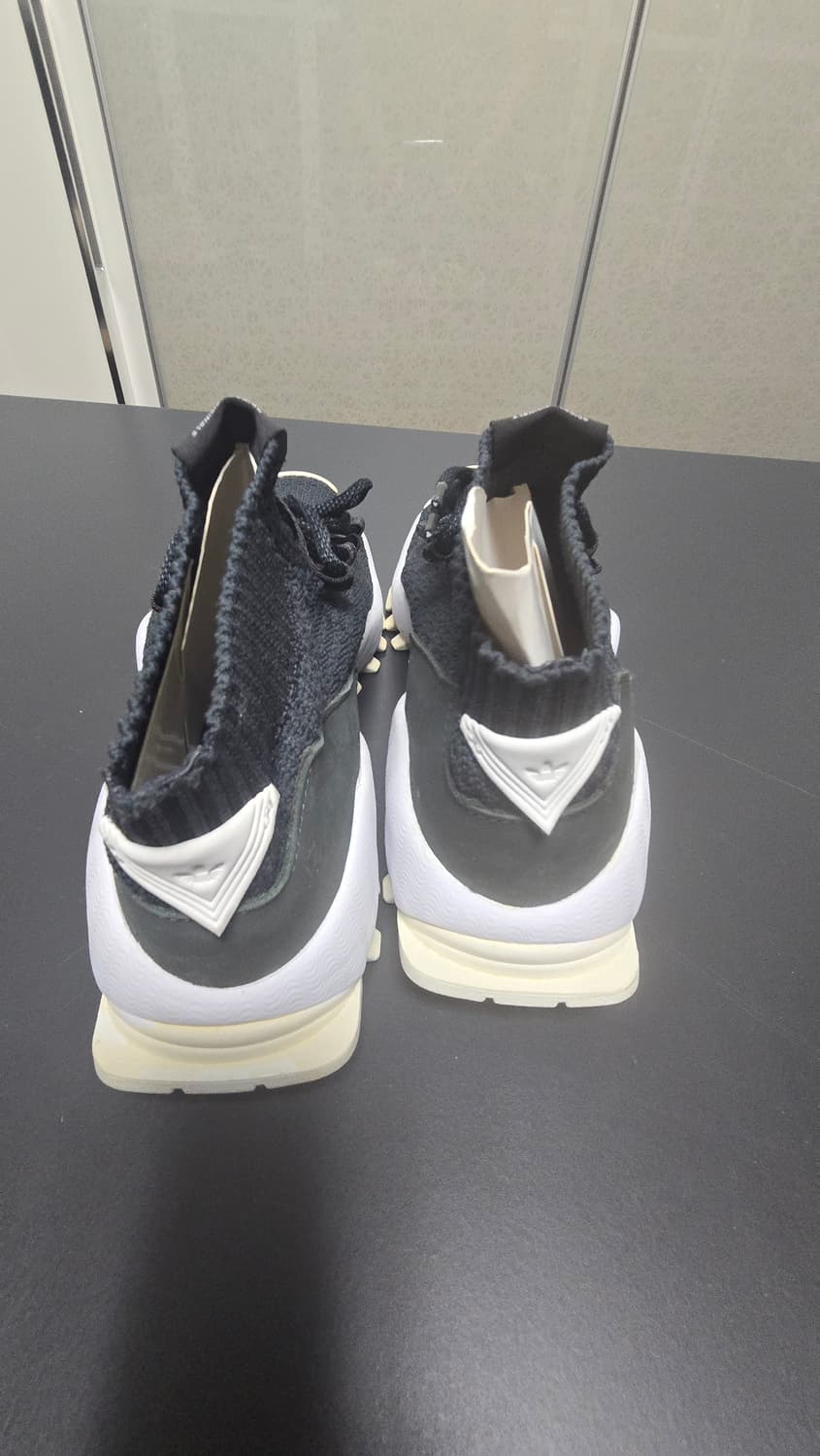 Adidas  상품이미지3