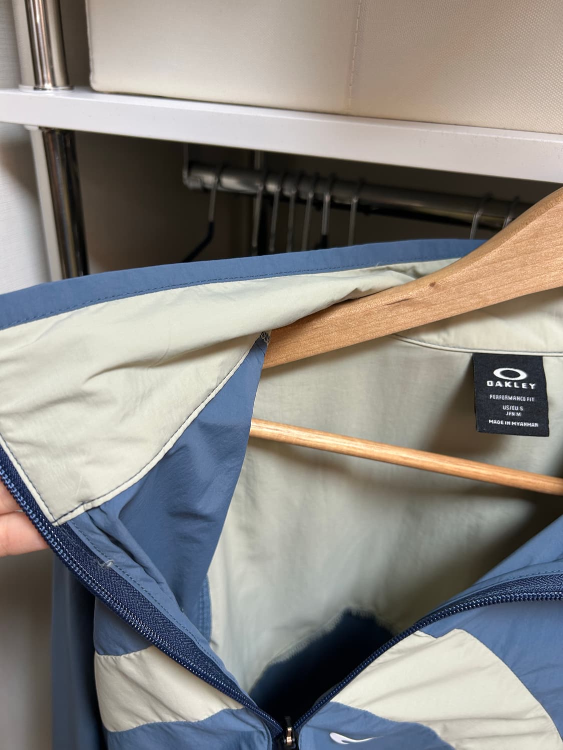 오클리 다크아쿠아 인핸스 윈드자켓 2.0 바람막이 상품이미지3