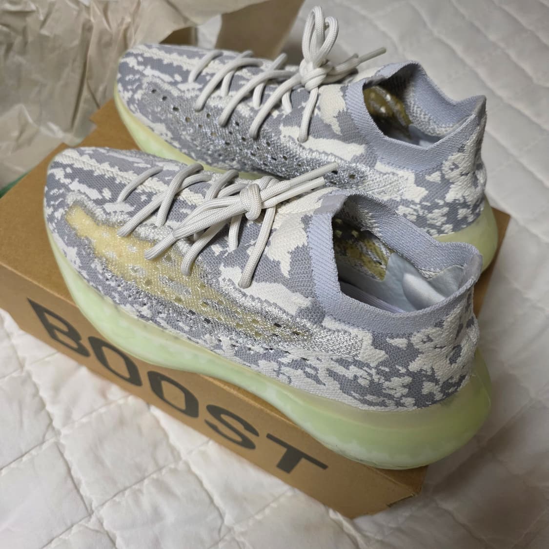 (중고) 아디다스 이지 부스트 380 에일리언 280사이즈 상품이미지2