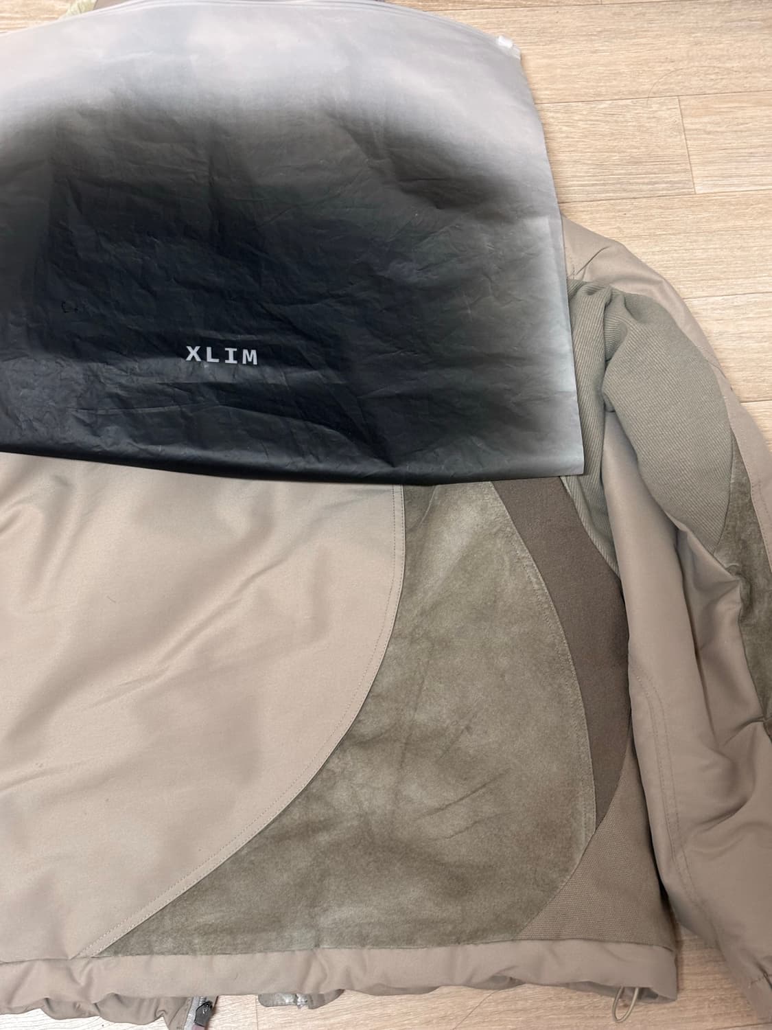 Xlim ep.2 PADDED JACKET 상품이미지1