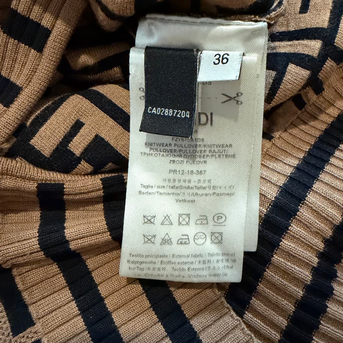 펜디 FF 로고 자카드 니트 스웨터 상품이미지3